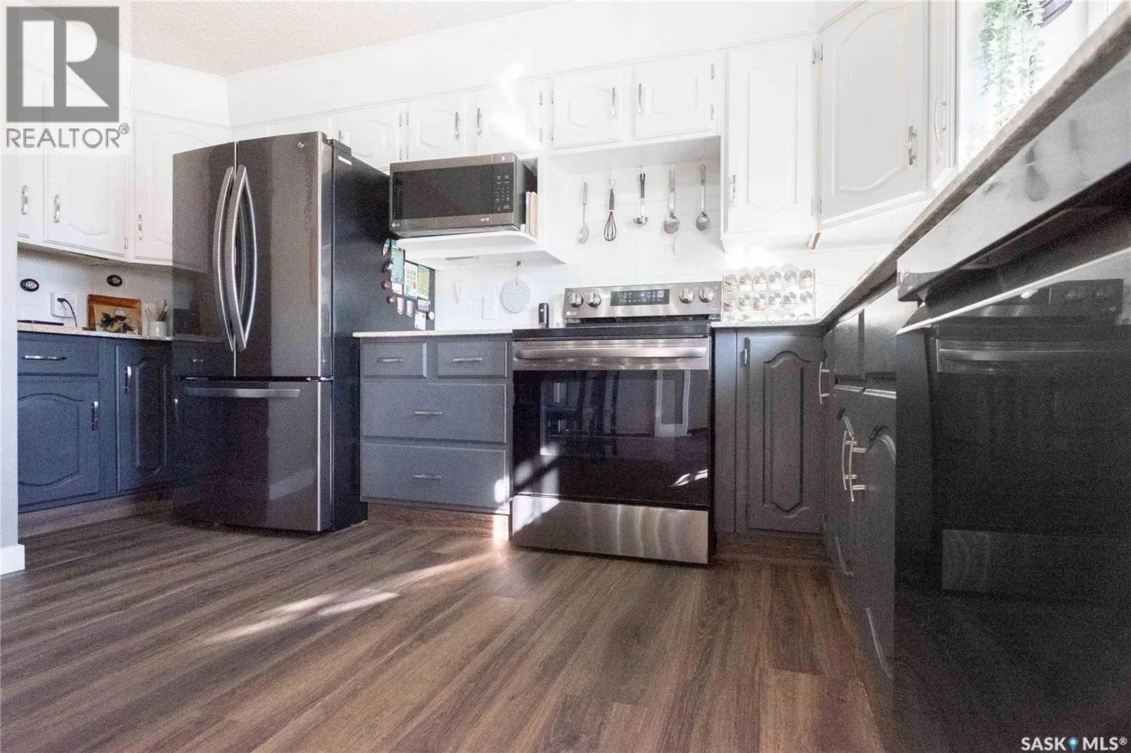 311 Black DRIVE