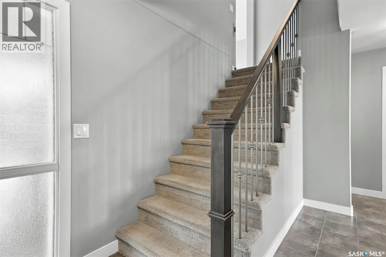 319 Langlois WAY