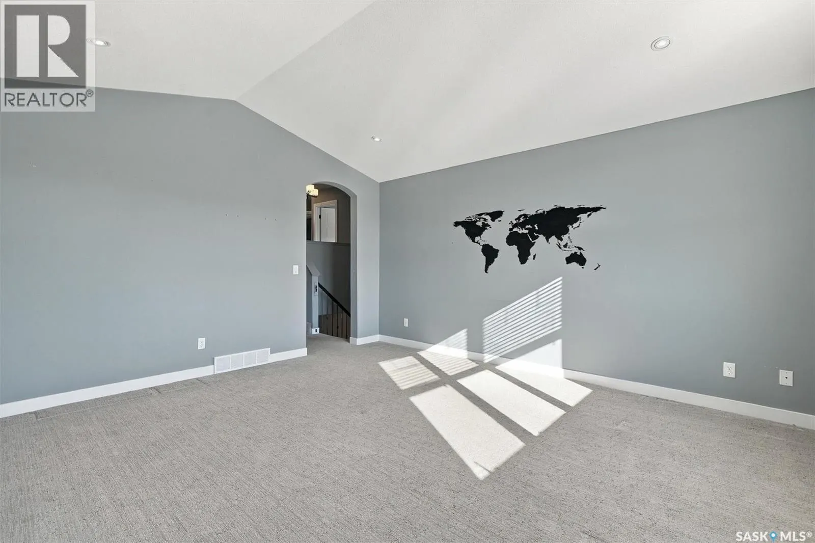 319 Langlois WAY