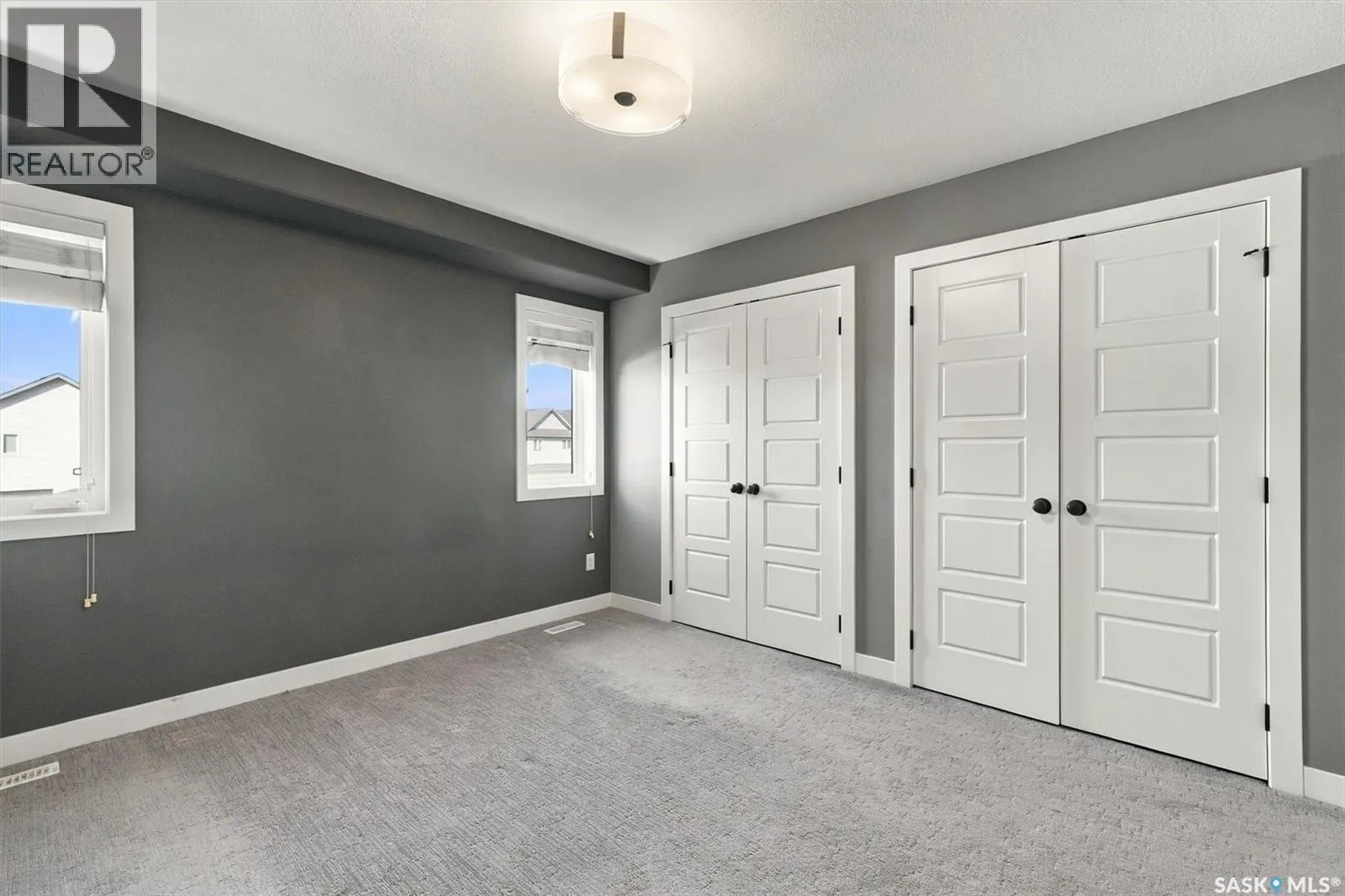 319 Langlois WAY