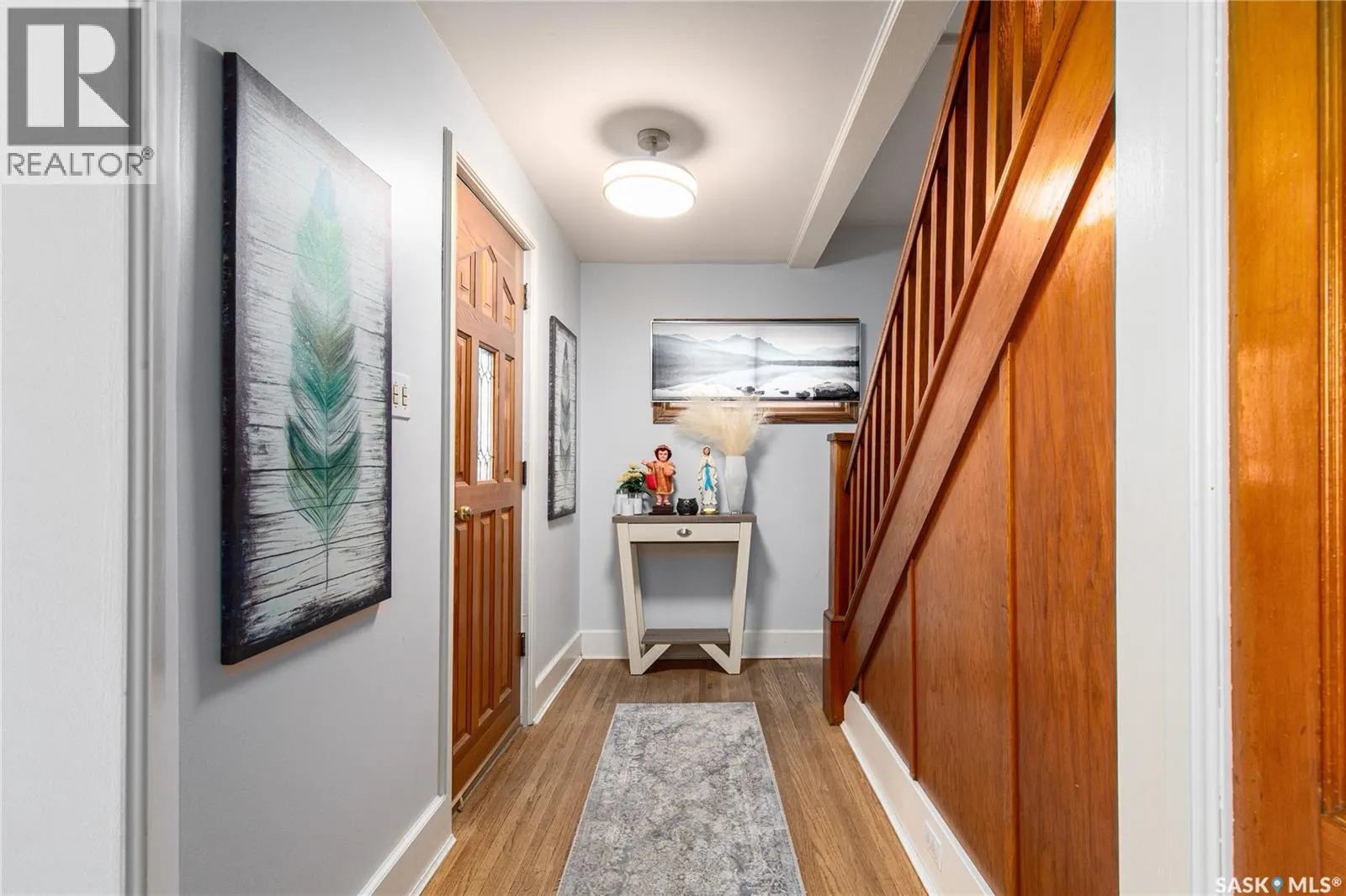 303 Lillooet STREET W