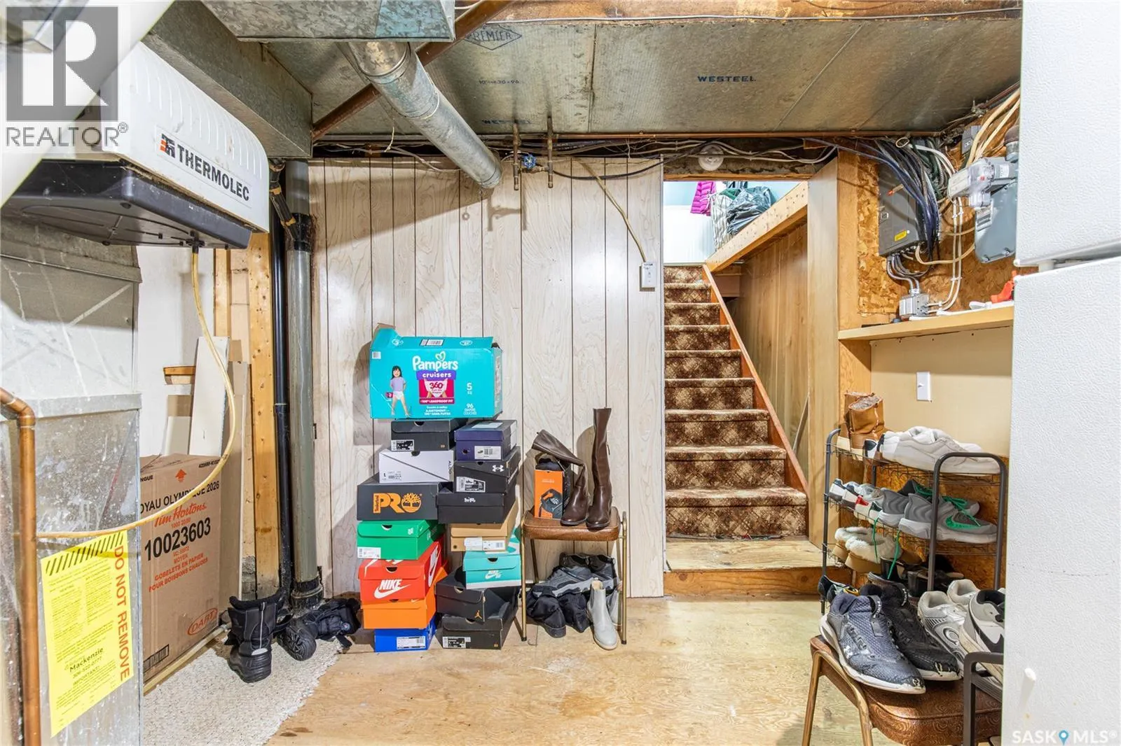 303 Lillooet STREET W