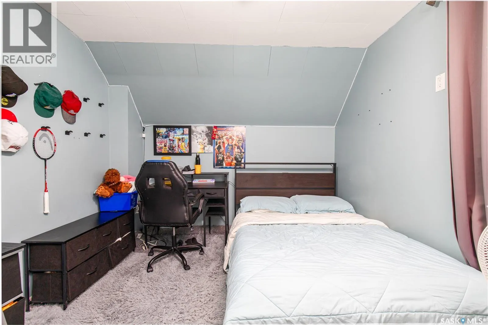 303 Lillooet STREET W