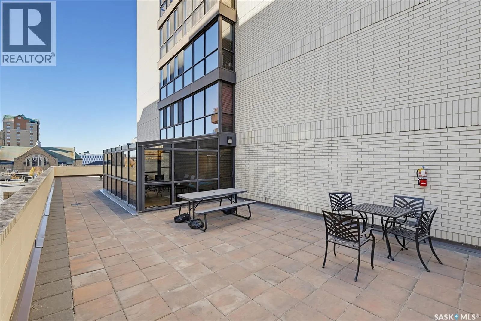 1103 315 5th AVENUE N