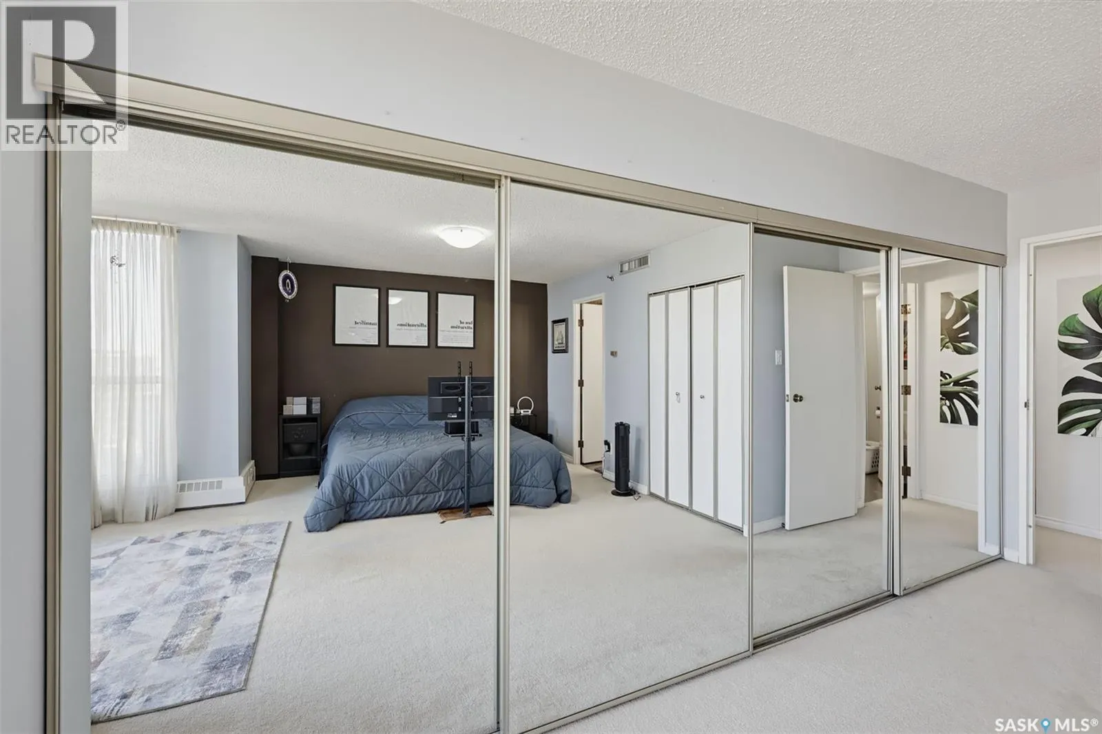 1103 315 5th AVENUE N