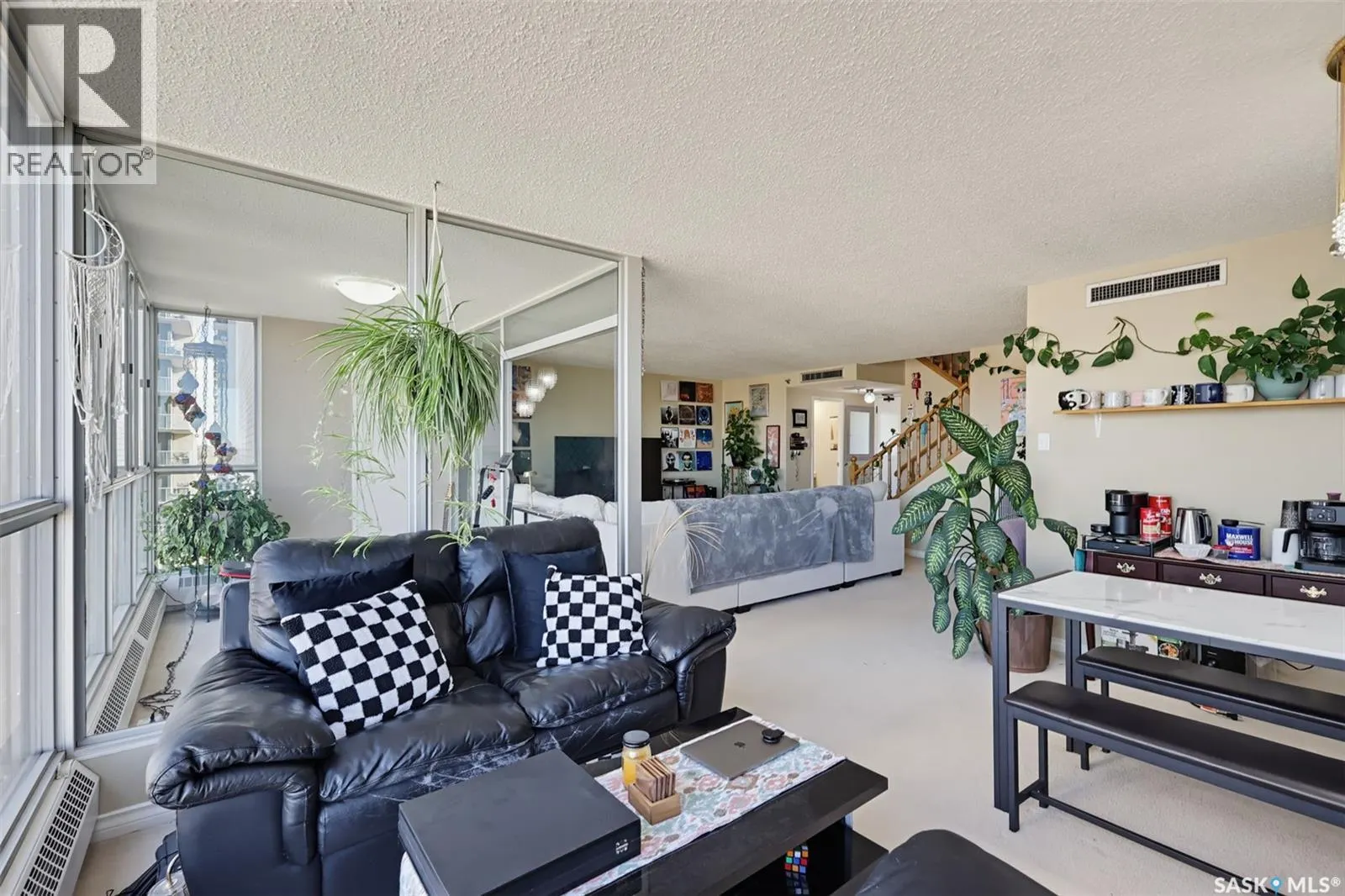 1103 315 5th AVENUE N