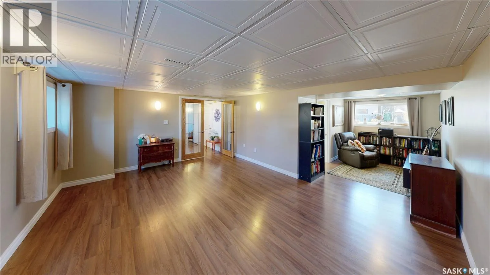 51 FRENCH CRESCENT