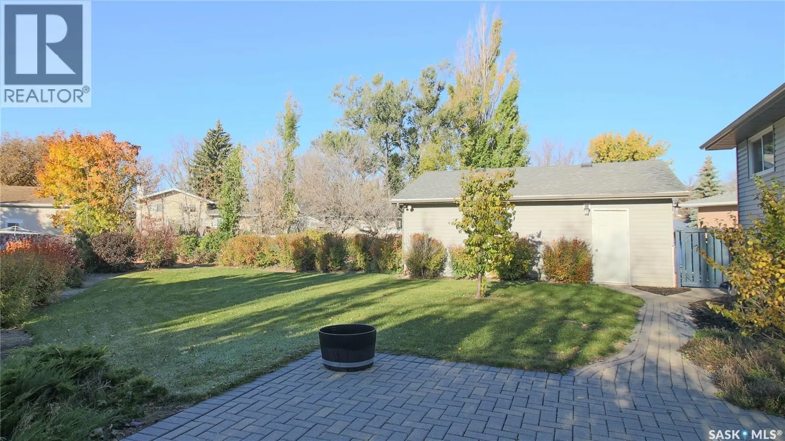 51 FRENCH CRESCENT