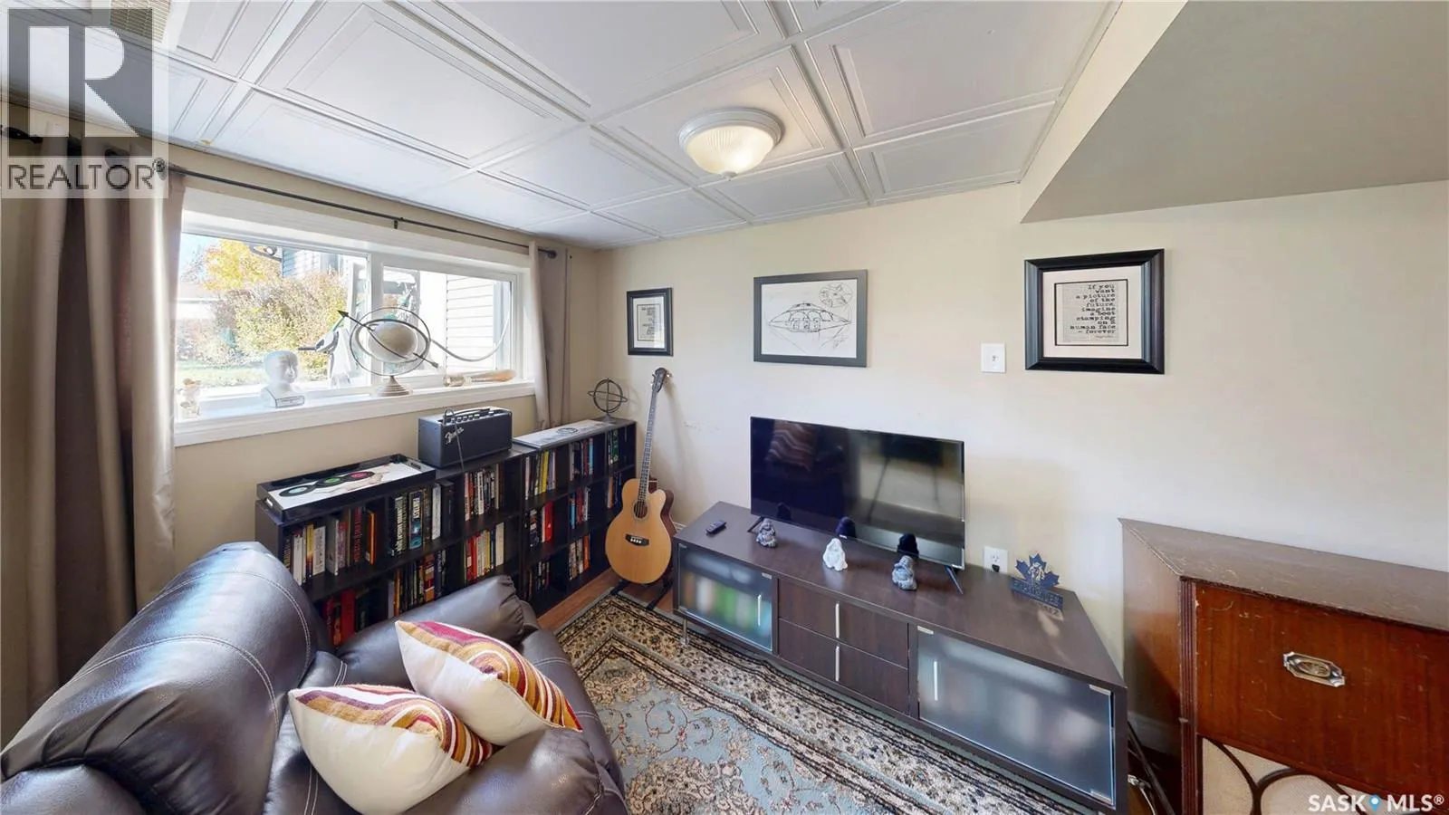 51 FRENCH CRESCENT