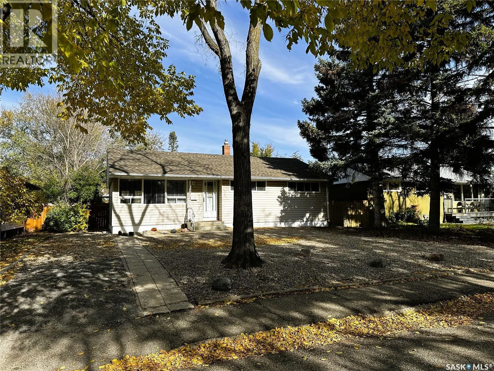 3818 Normandy AVENUE