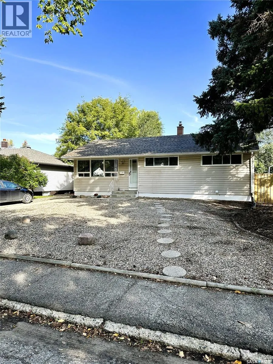 3818 Normandy AVENUE
