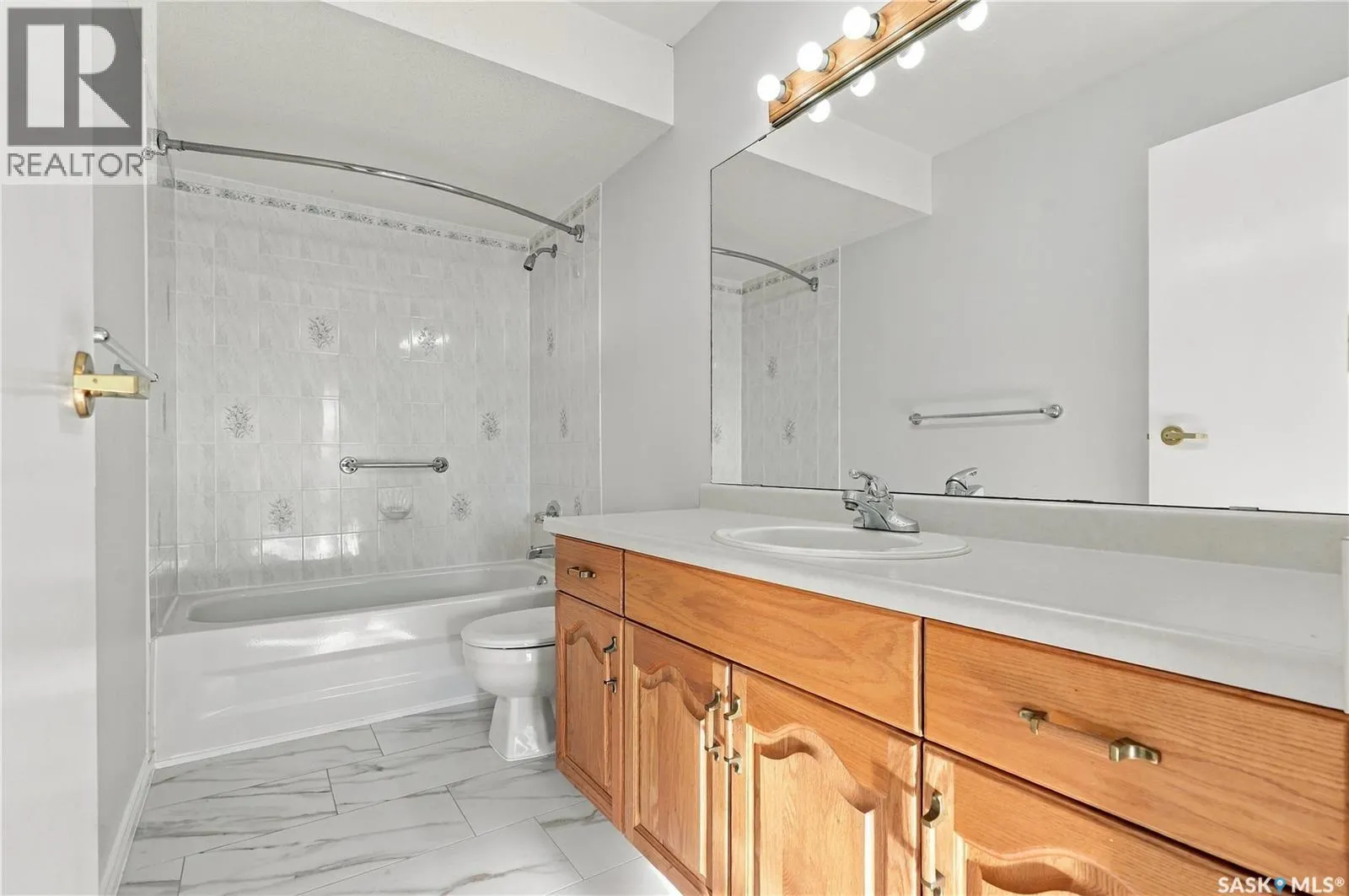 207 115 Keevil CRESCENT