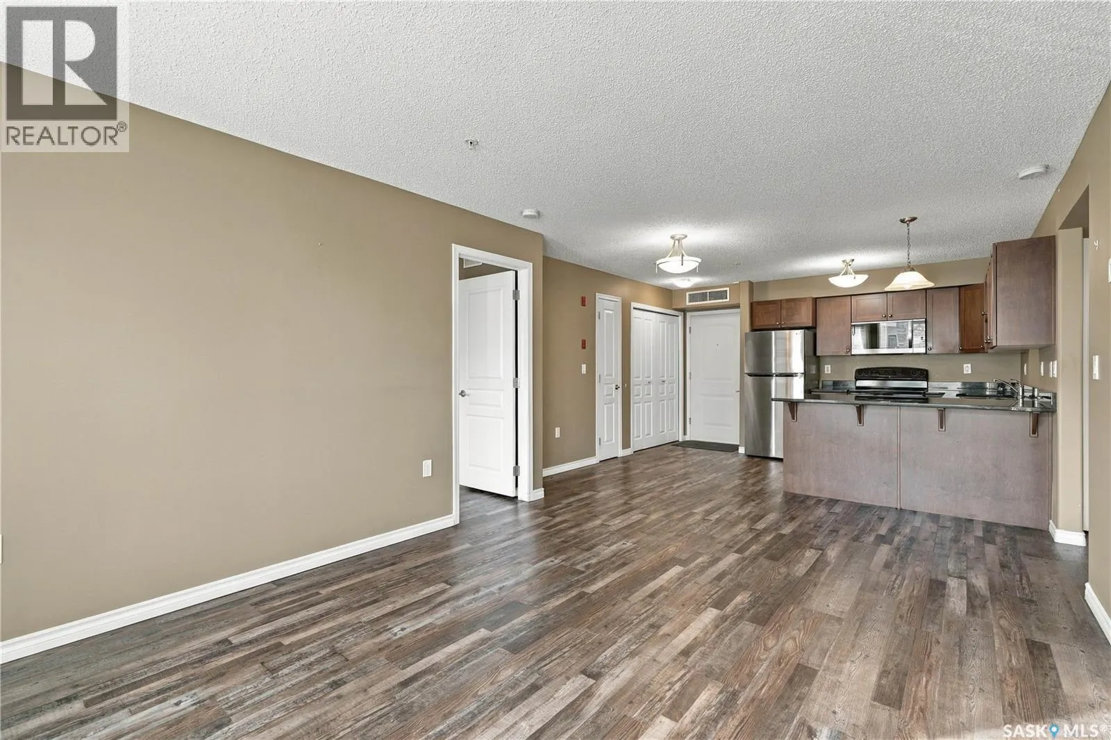 319 150 Pawlychenko LANE
