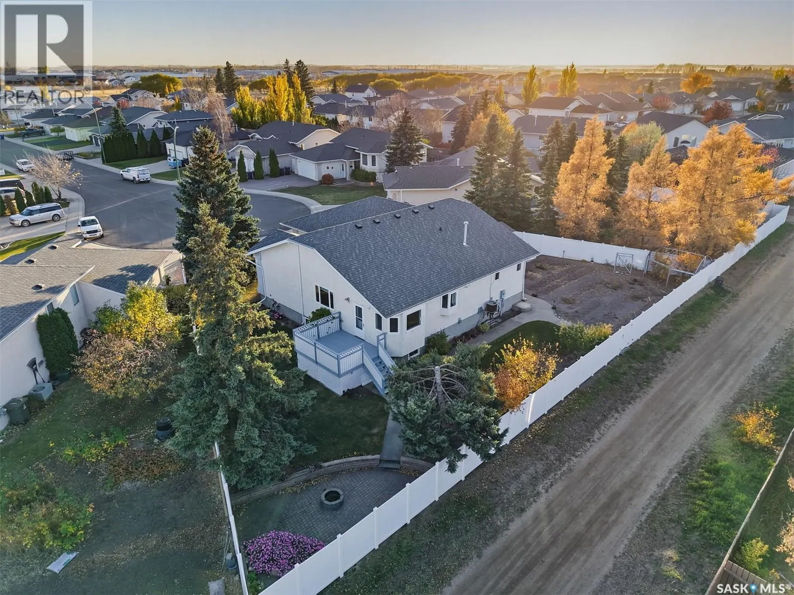 238 Mckay COURT