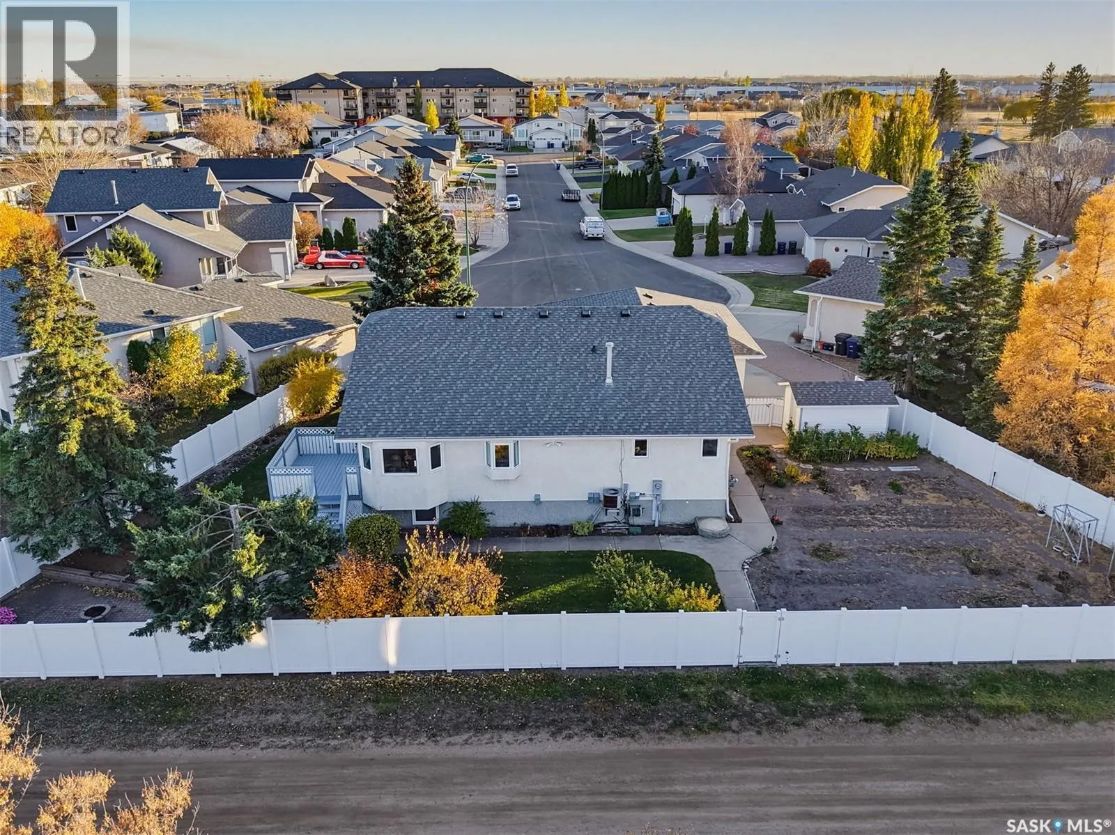 238 Mckay COURT