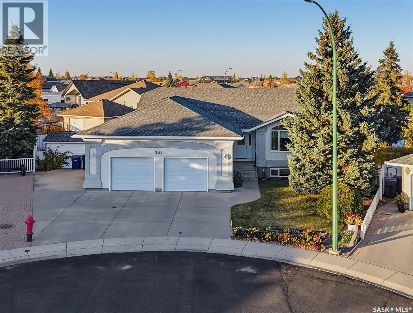 238 Mckay COURT