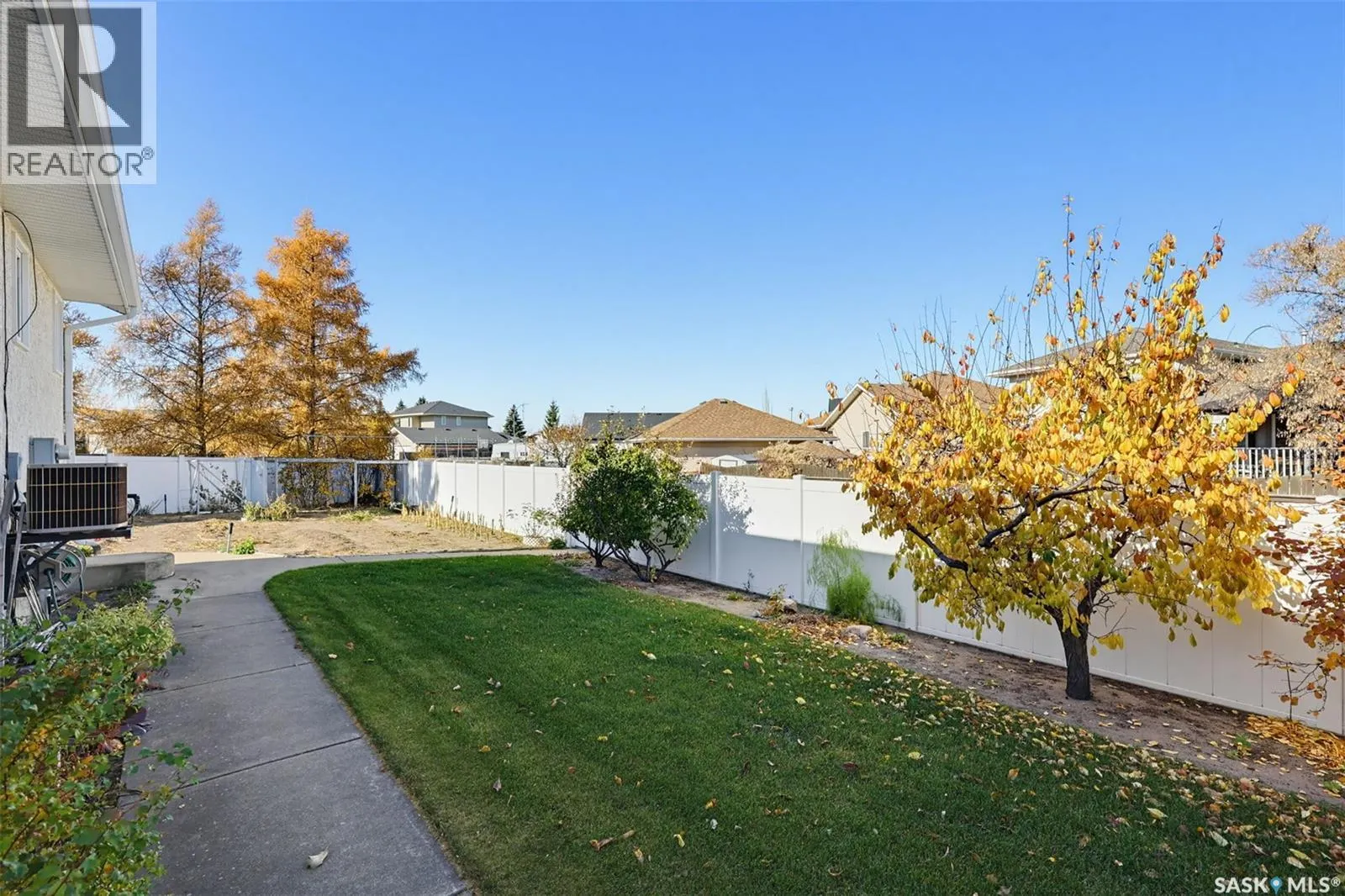 238 Mckay COURT