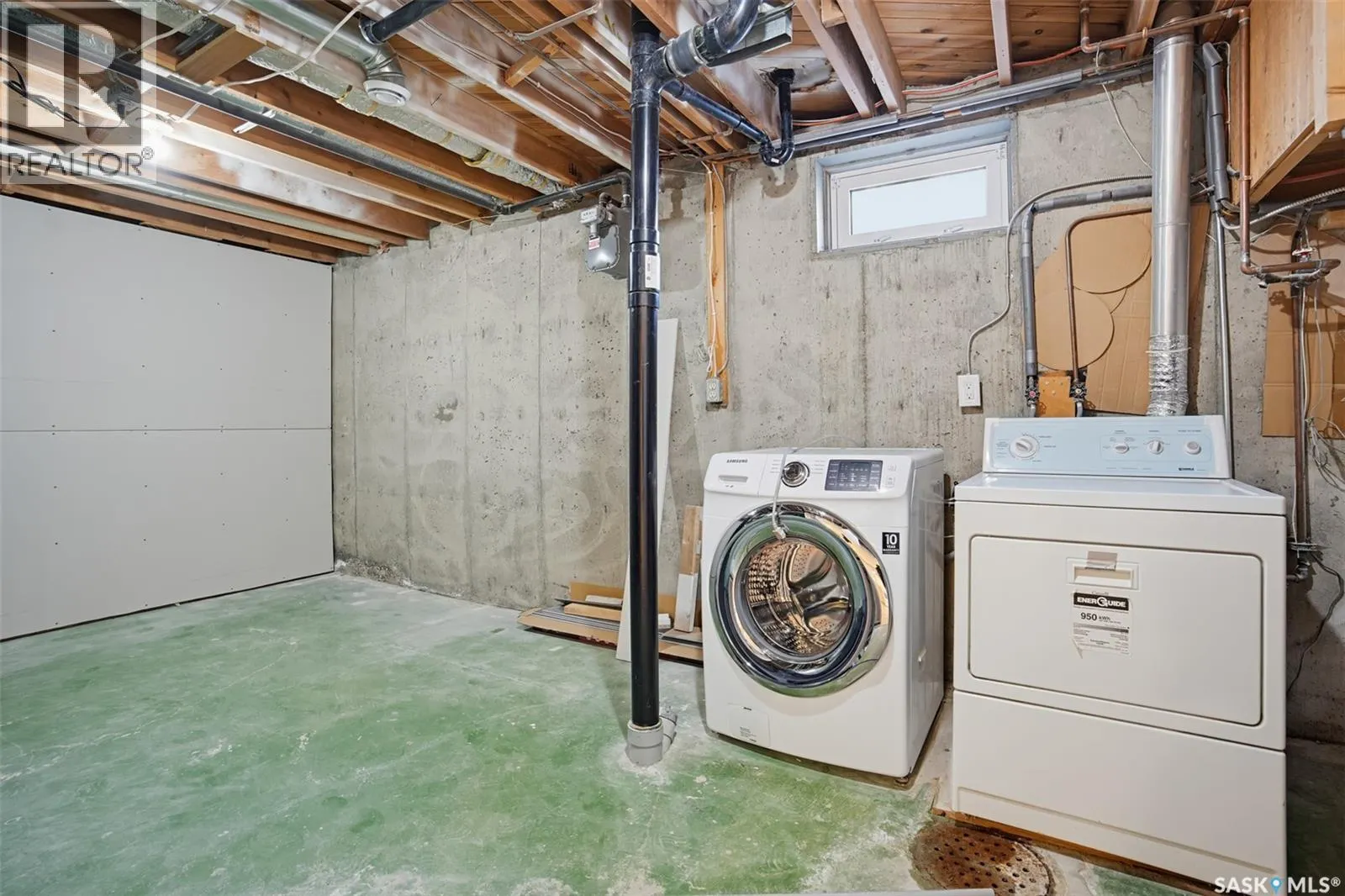 2606 37th STREET W