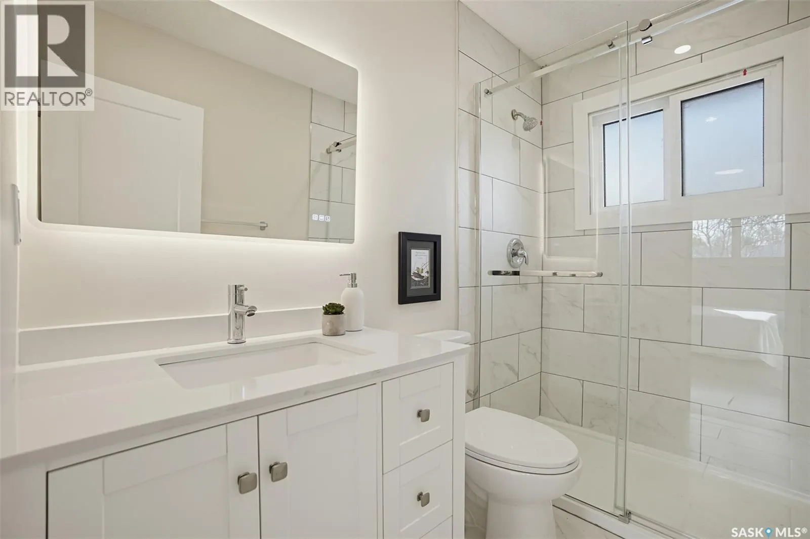 2606 37th STREET W