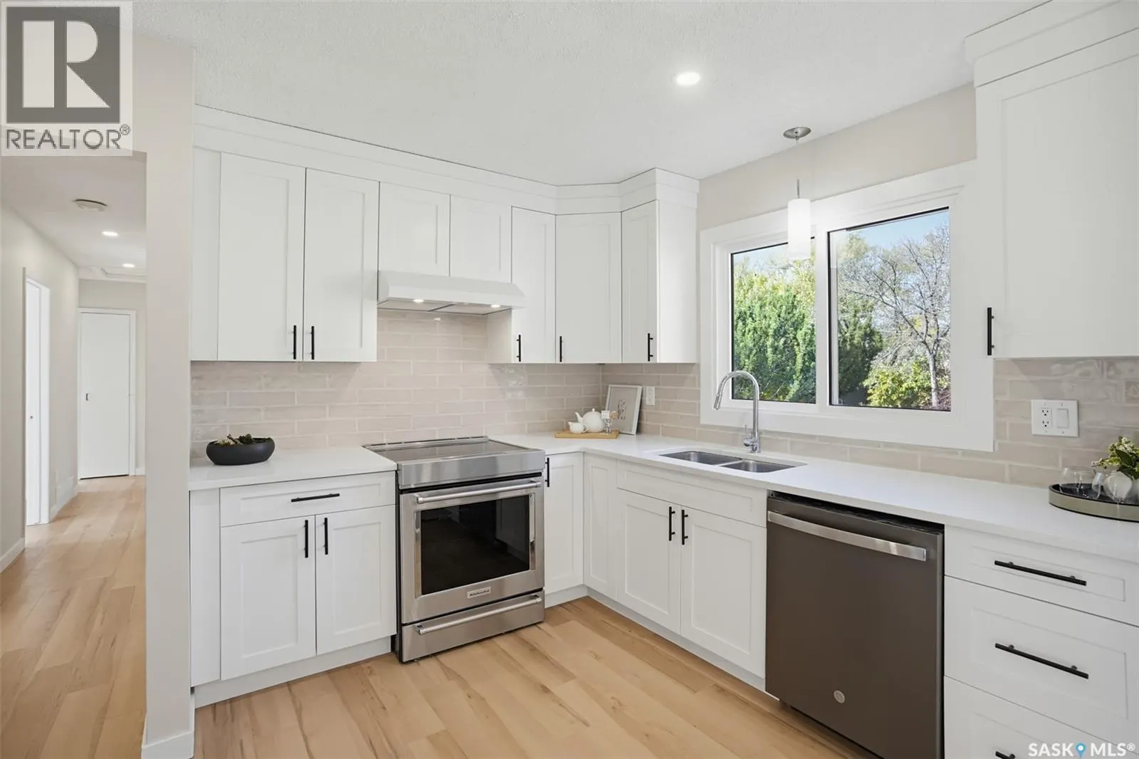 2606 37th STREET W
