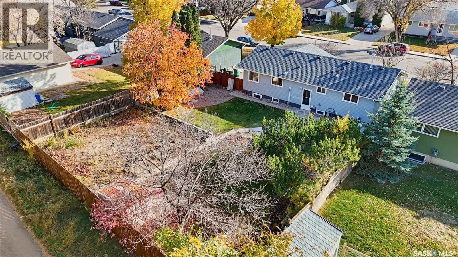 2606 37th STREET W