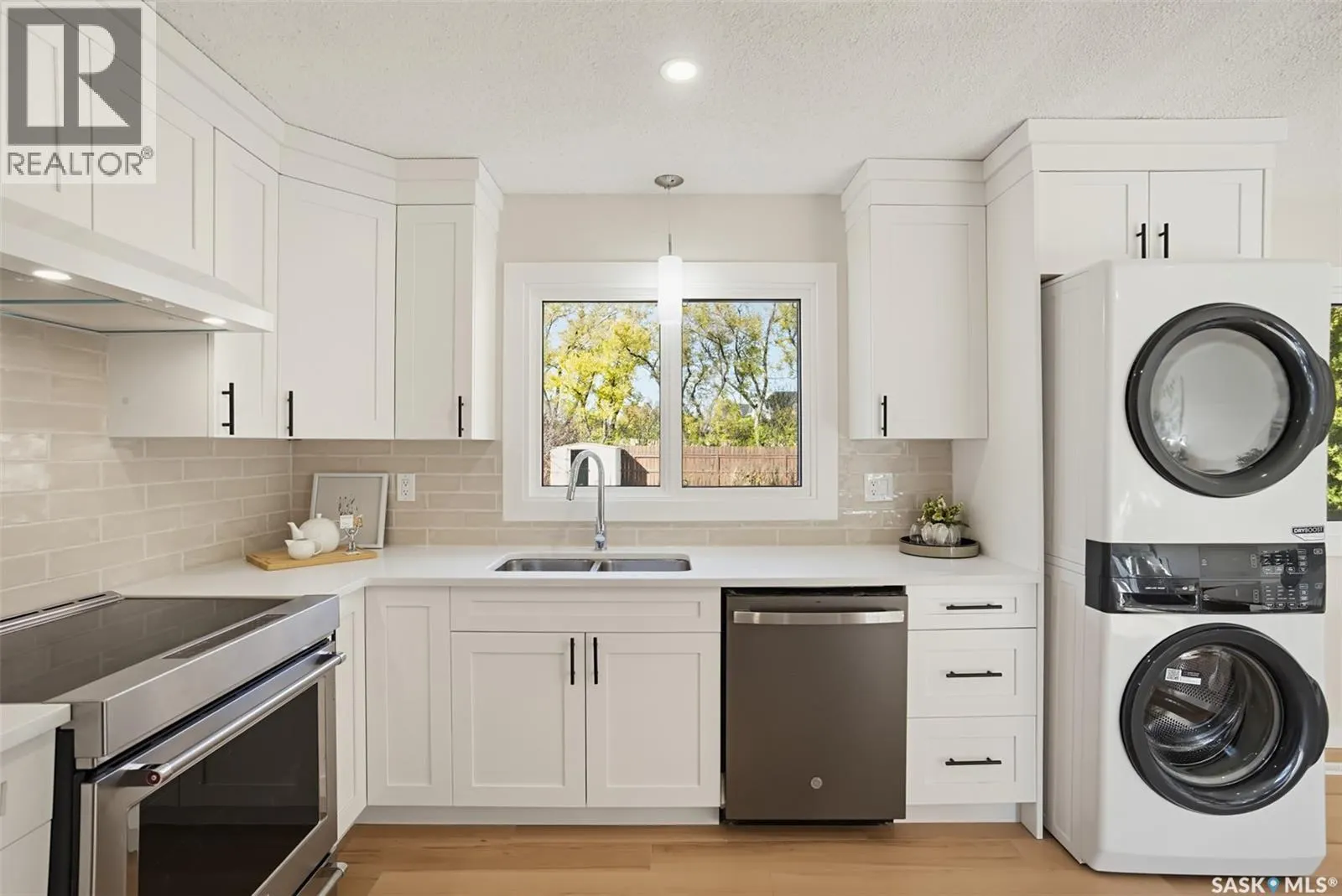2606 37th STREET W