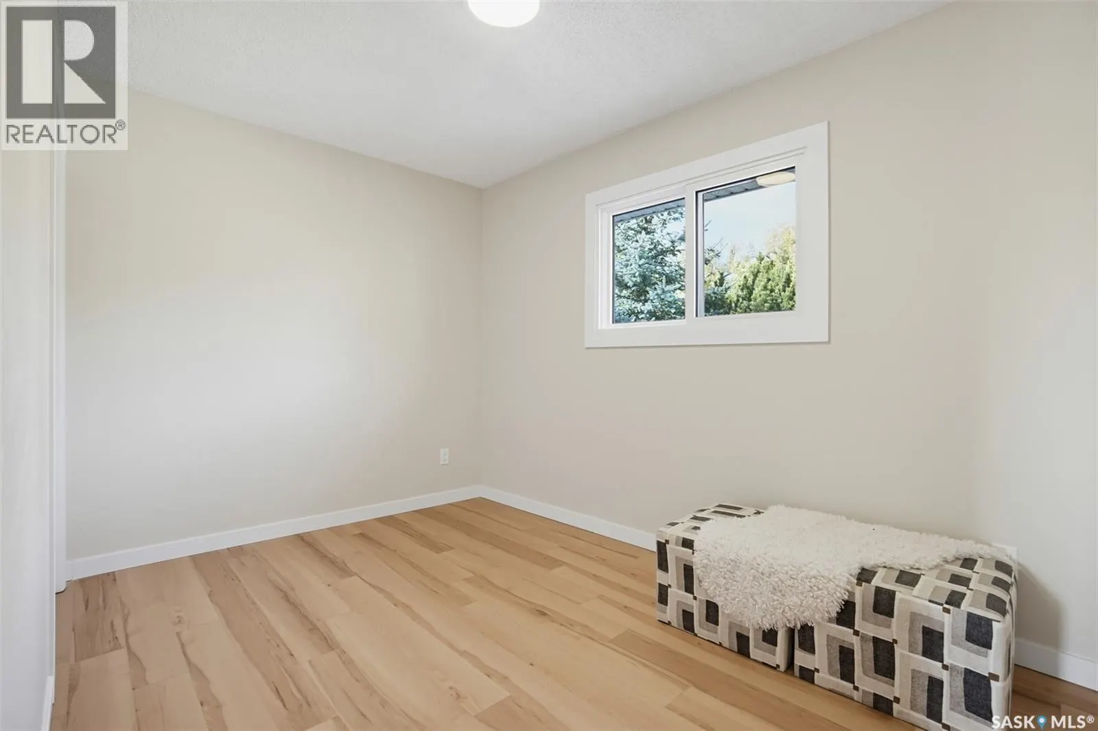 2606 37th STREET W