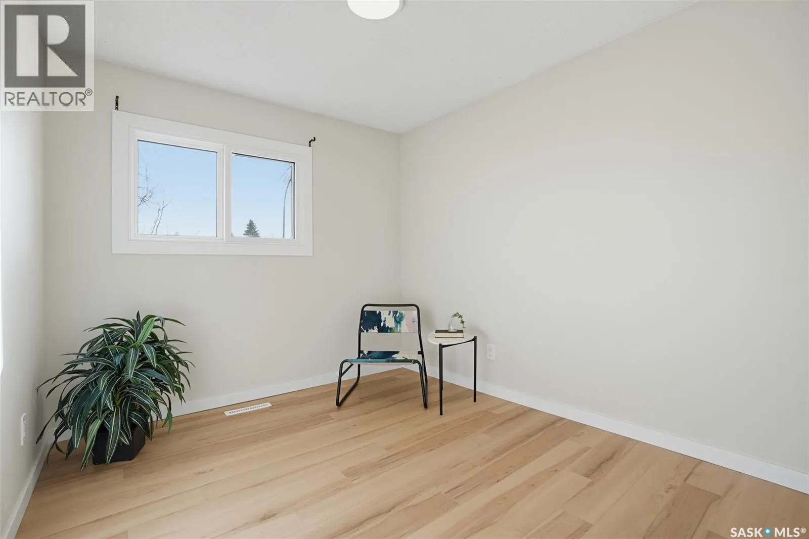 2606 37th STREET W