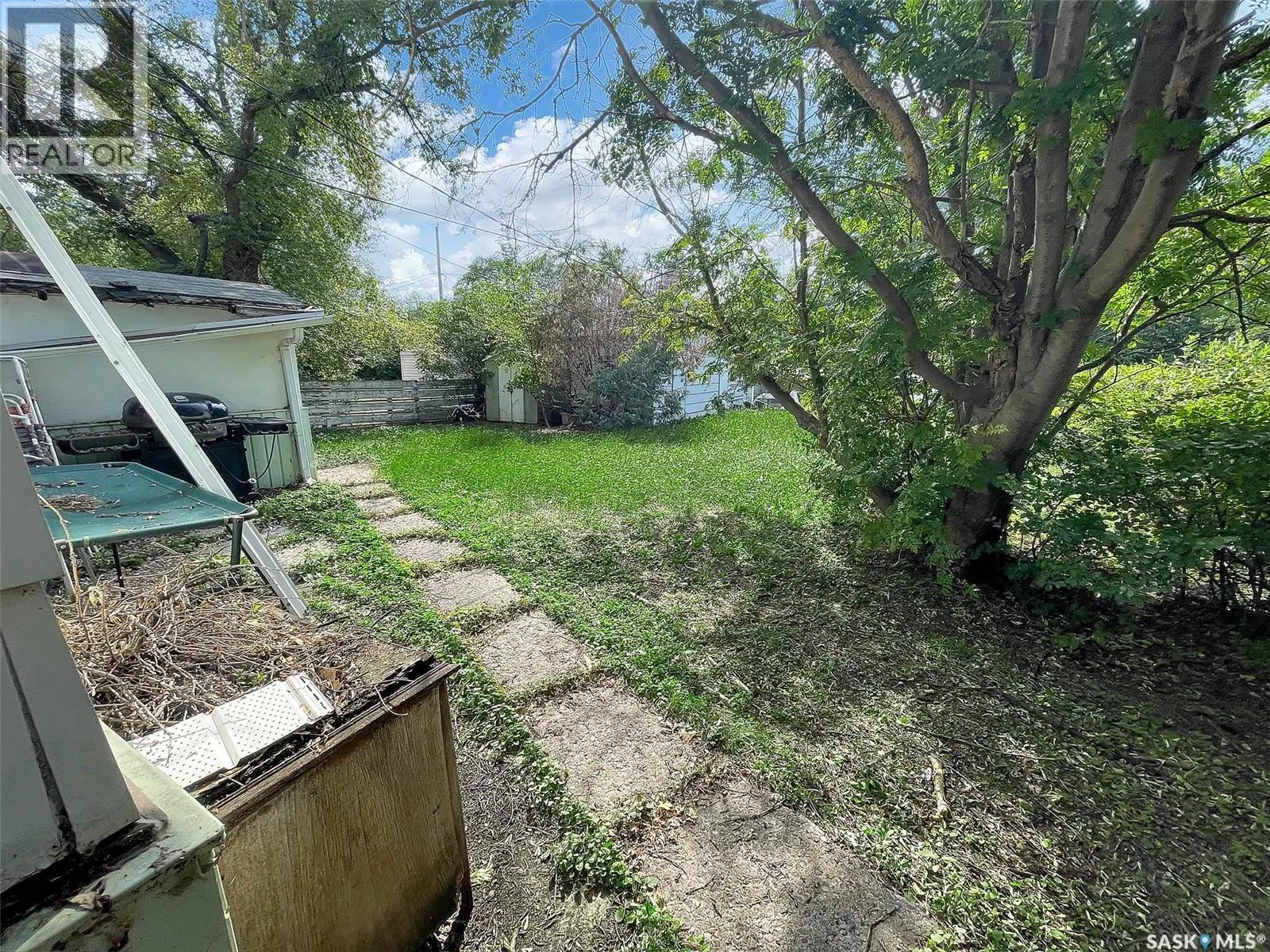 310 6th AVENUE SE