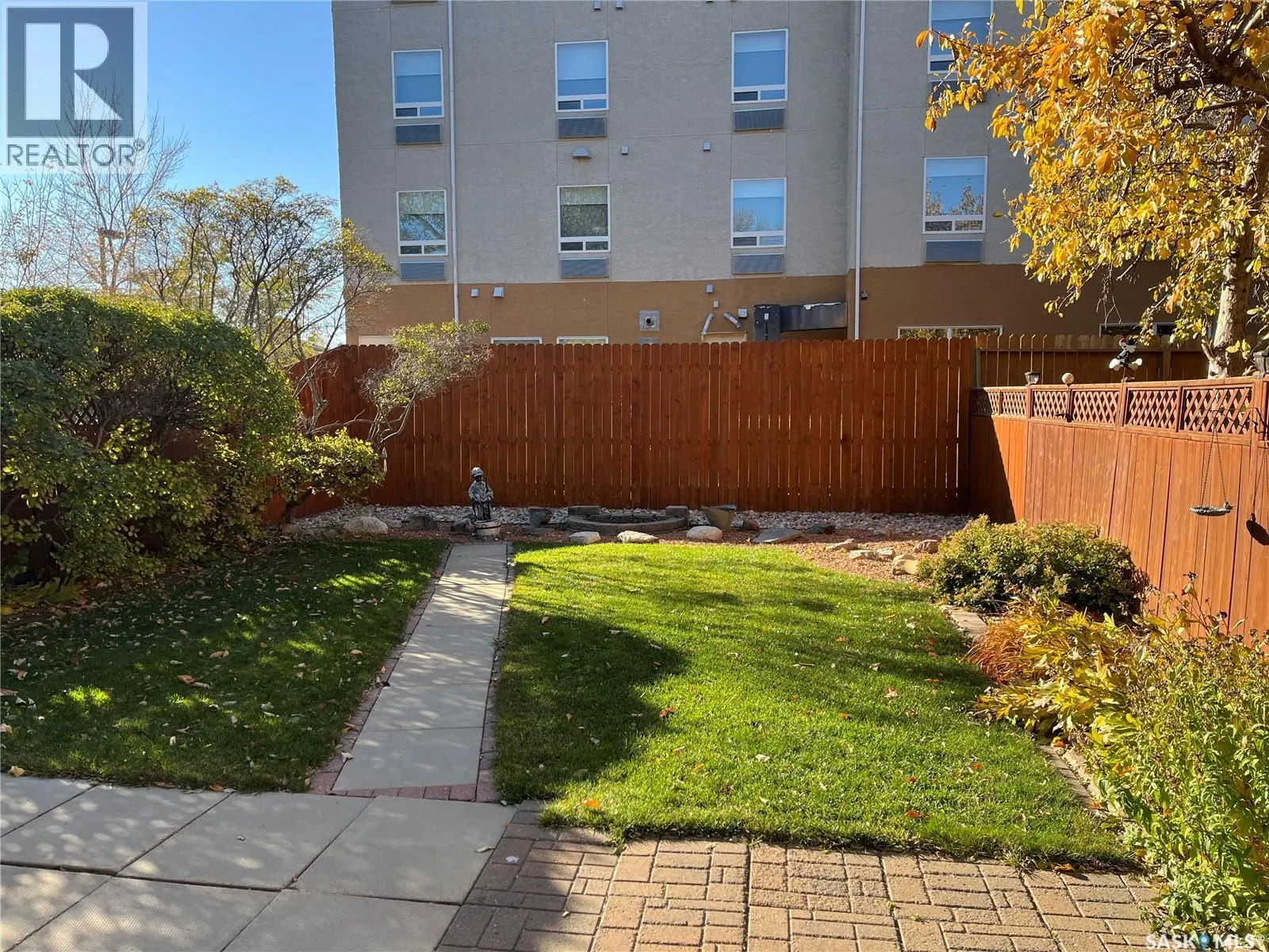 72 SPENCE STREET