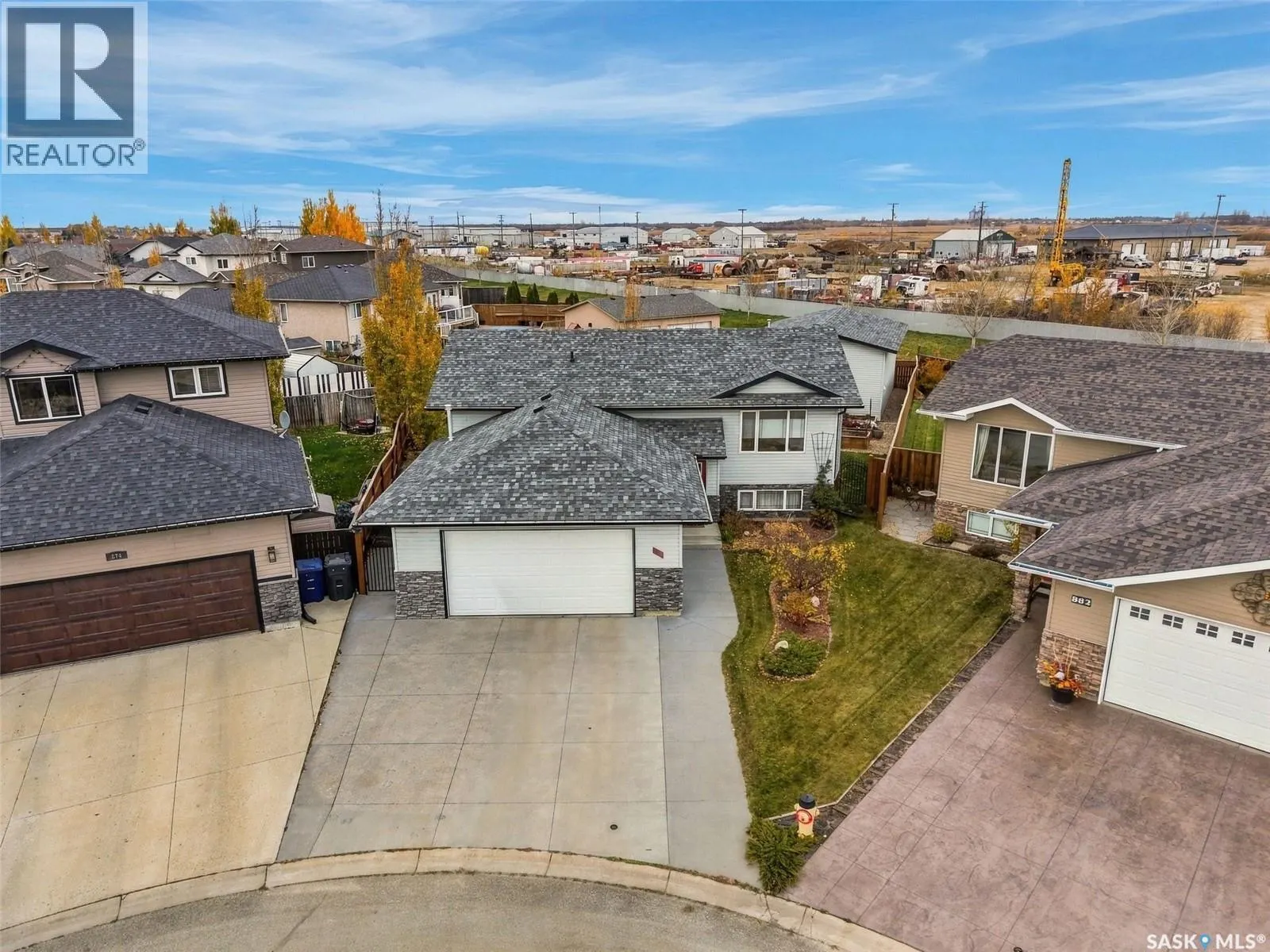 878 Cedar TERRACE