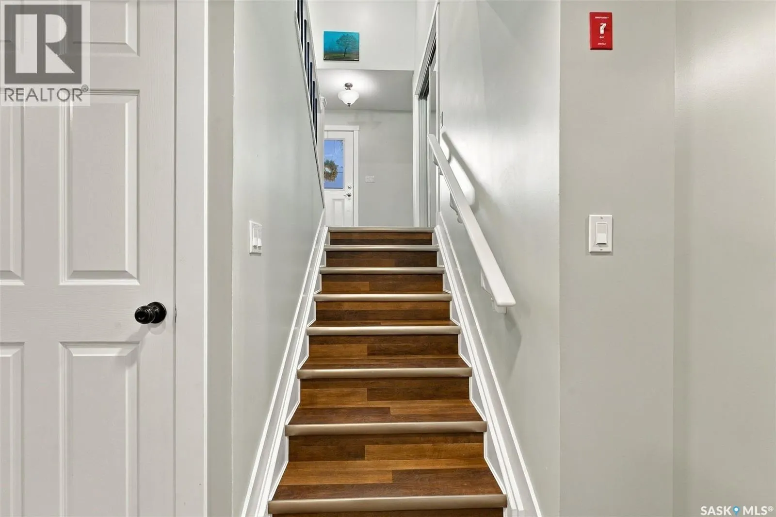 878 Cedar TERRACE