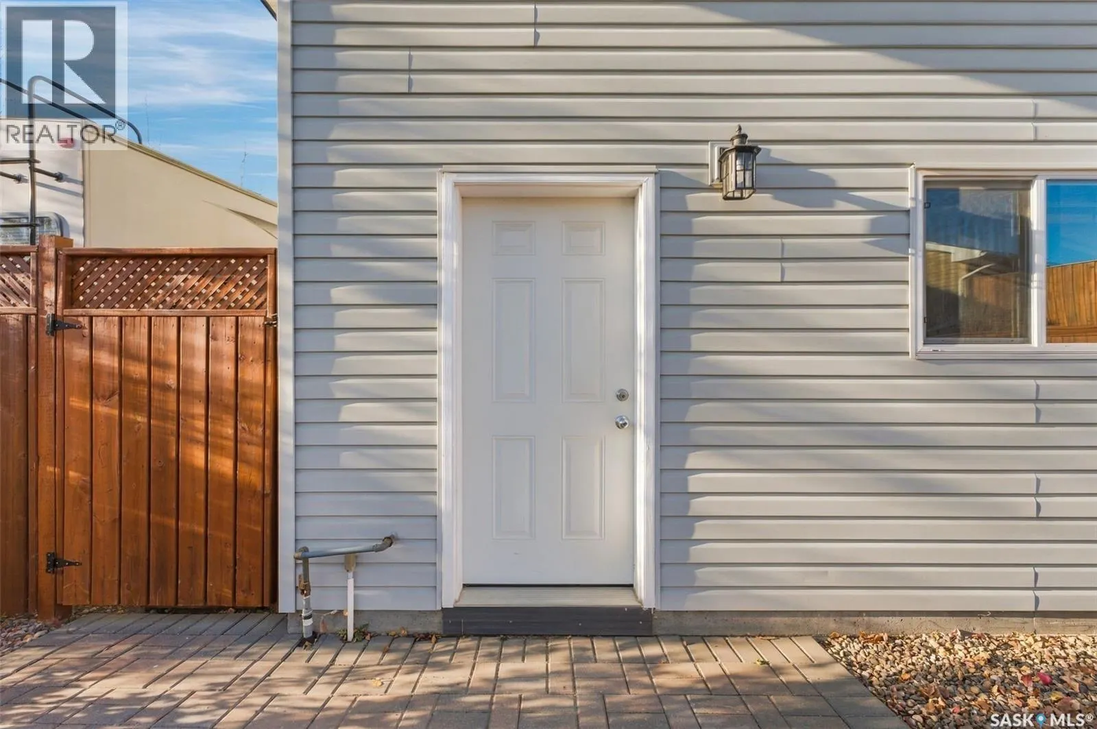878 Cedar TERRACE