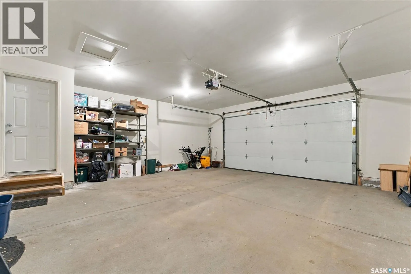 878 Cedar TERRACE