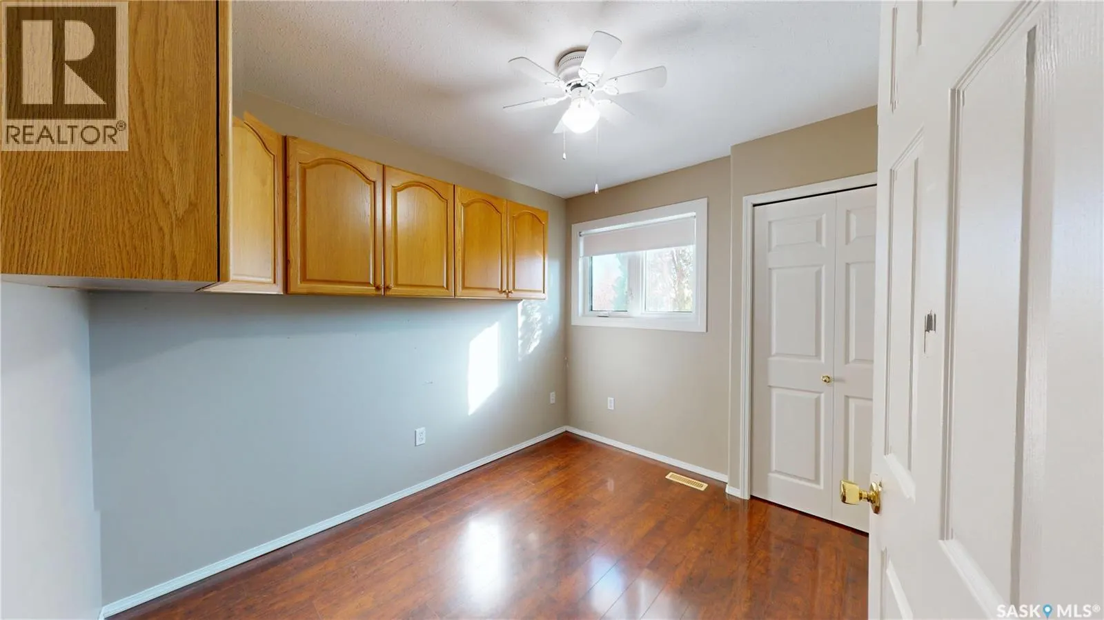 803 Swan CRESCENT