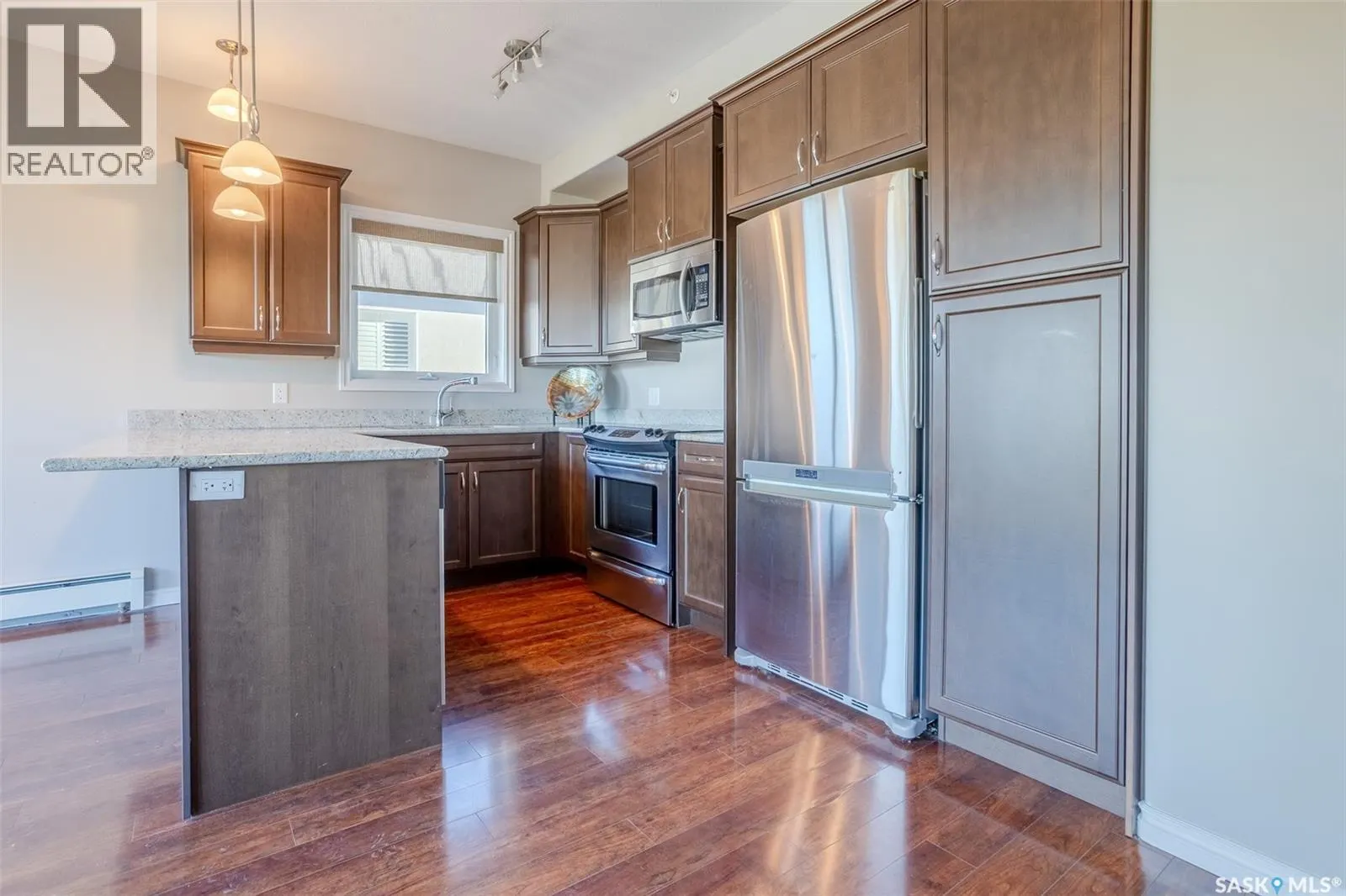 321 2710 Main STREET