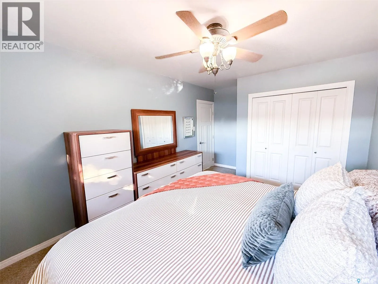 1105 Riverview CRESCENT