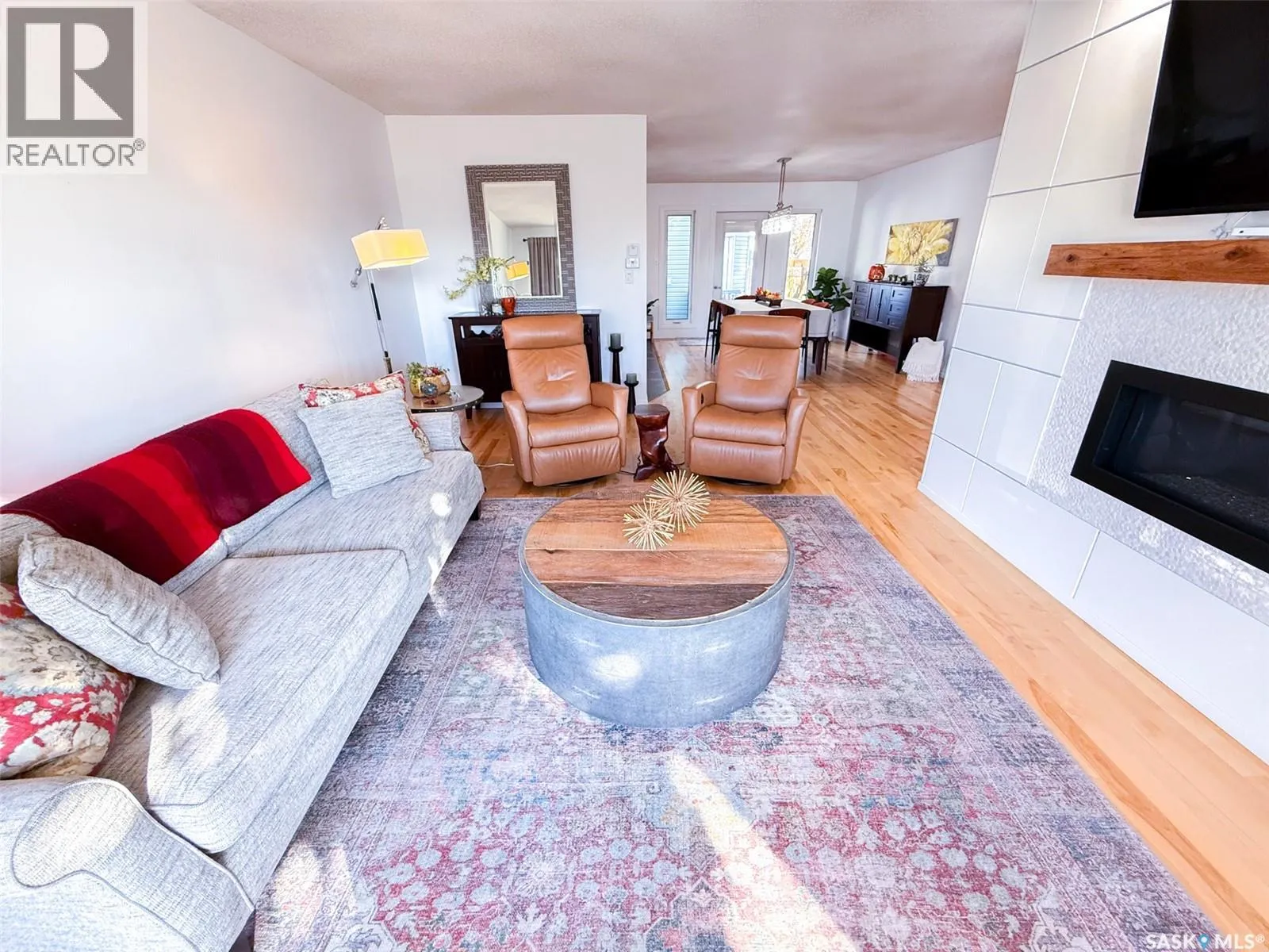 1105 Riverview CRESCENT
