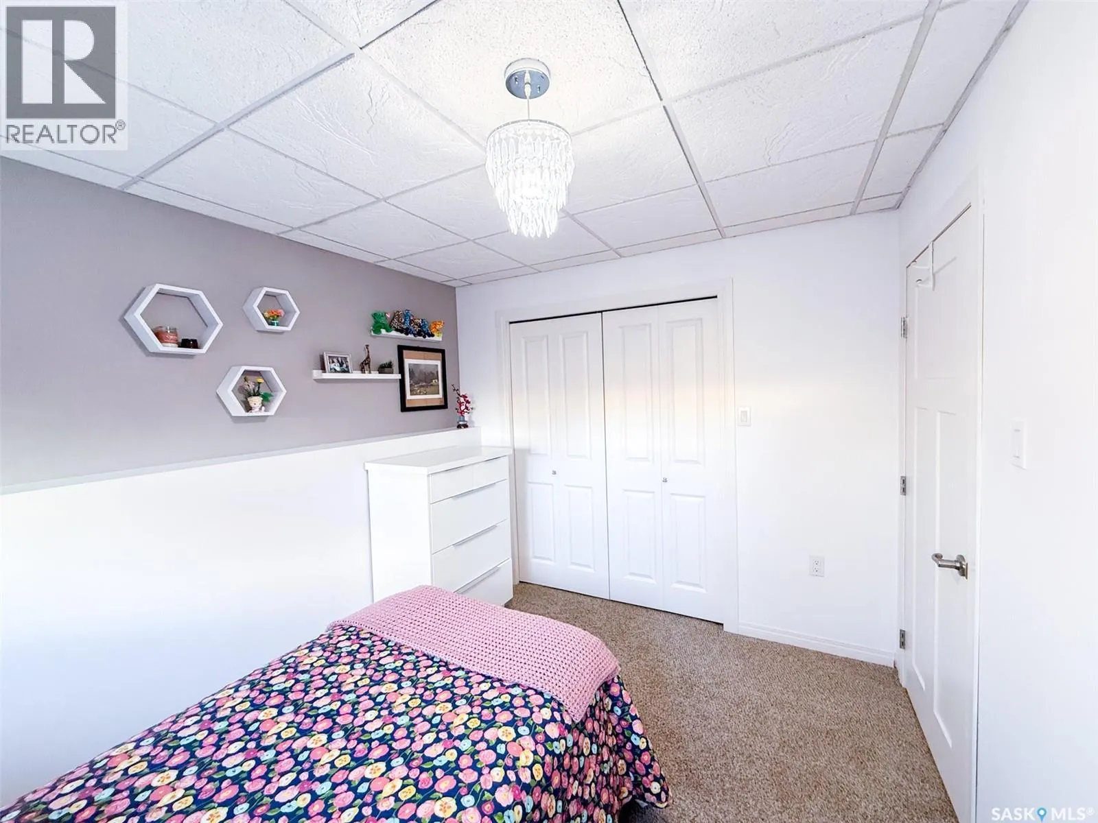 1105 Riverview CRESCENT