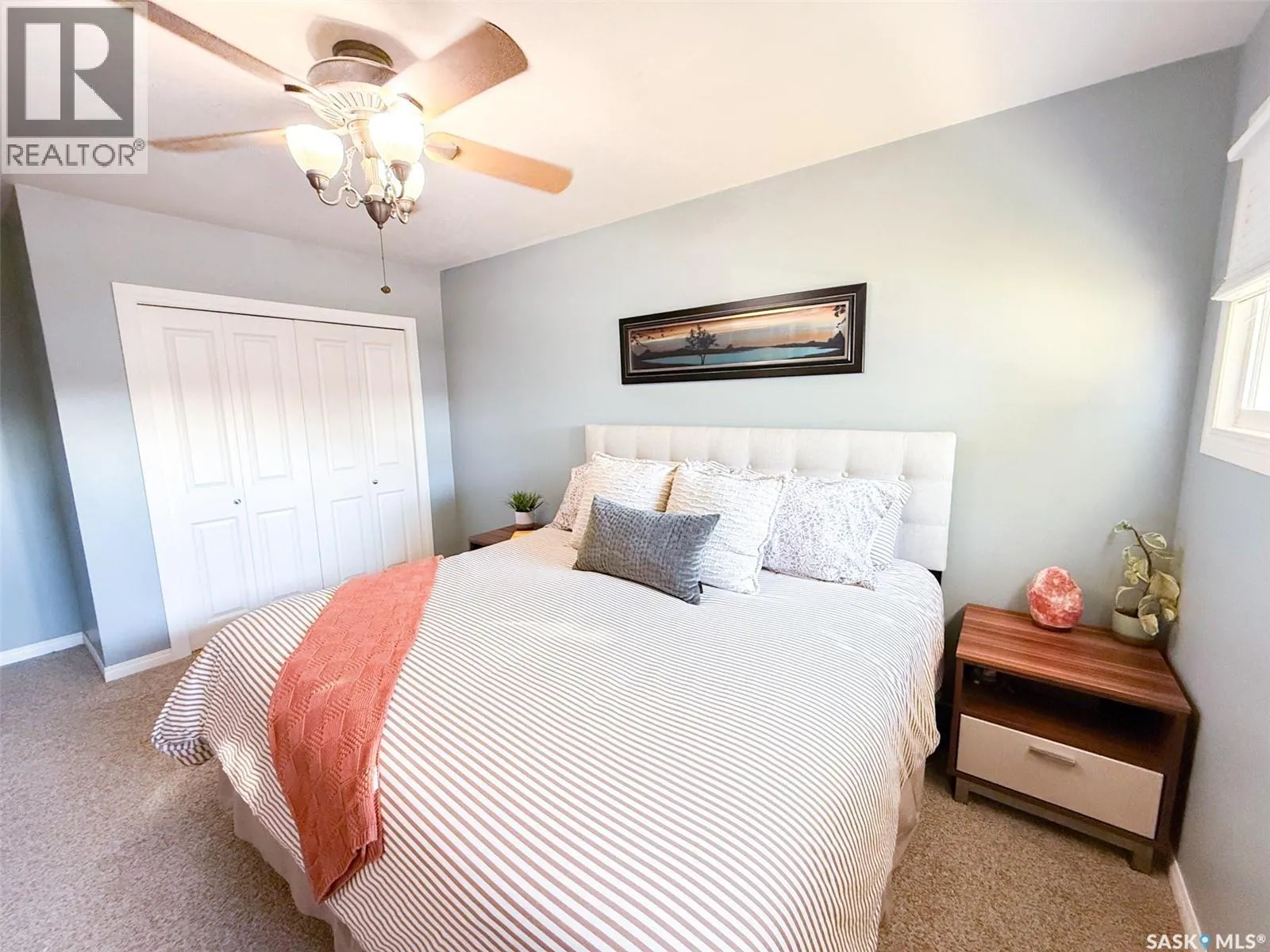1105 Riverview CRESCENT