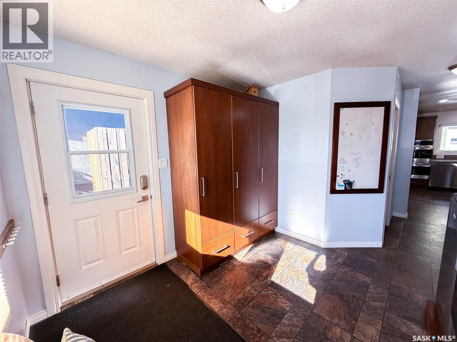 1105 Riverview CRESCENT