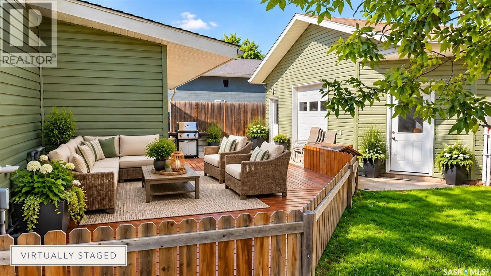 1105 Riverview CRESCENT