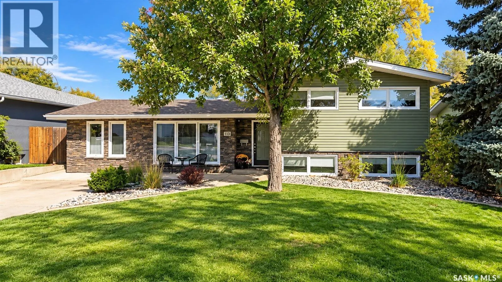 1105 Riverview CRESCENT
