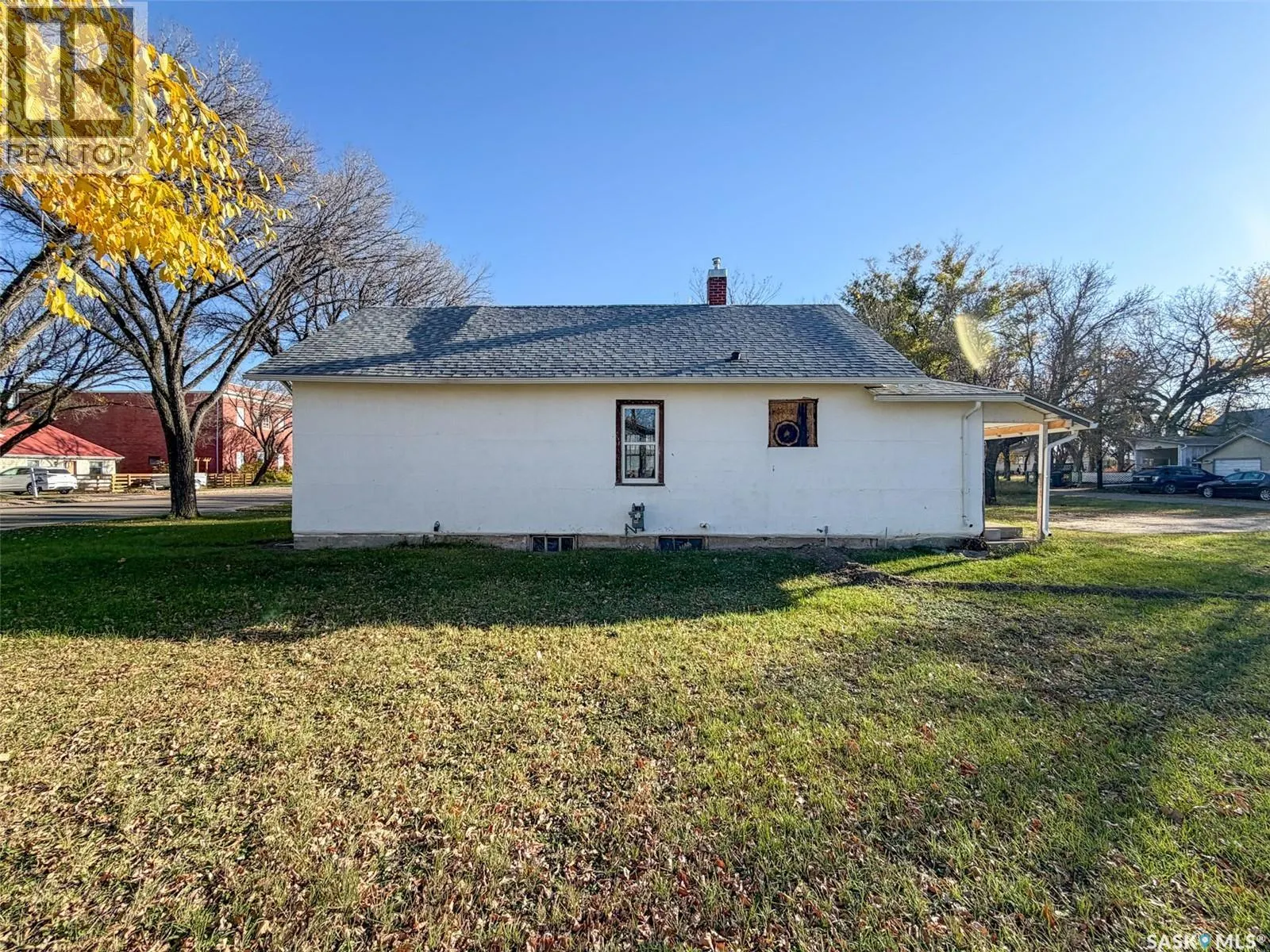 431 1st STREET W