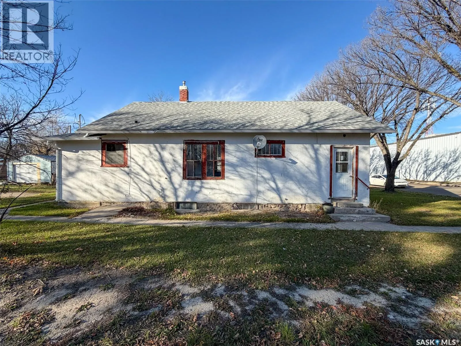 431 1st STREET W