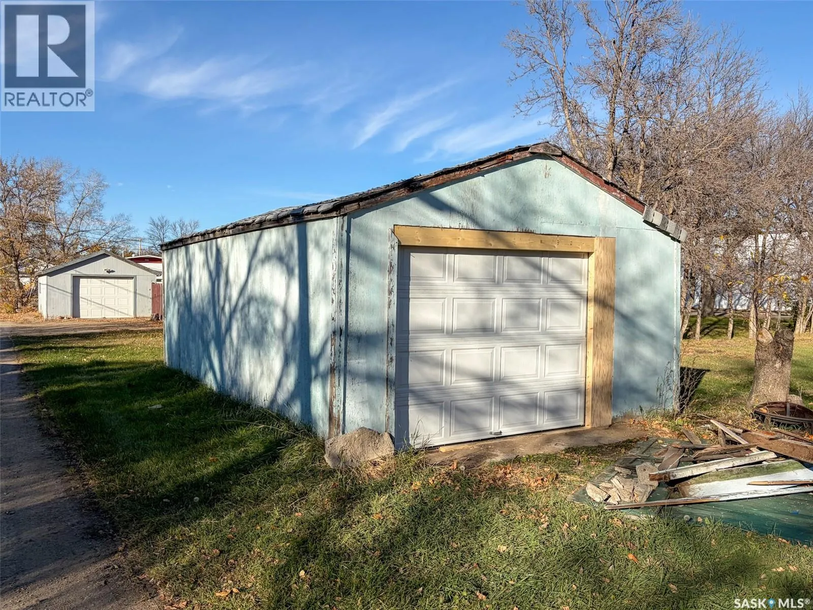 431 1st STREET W