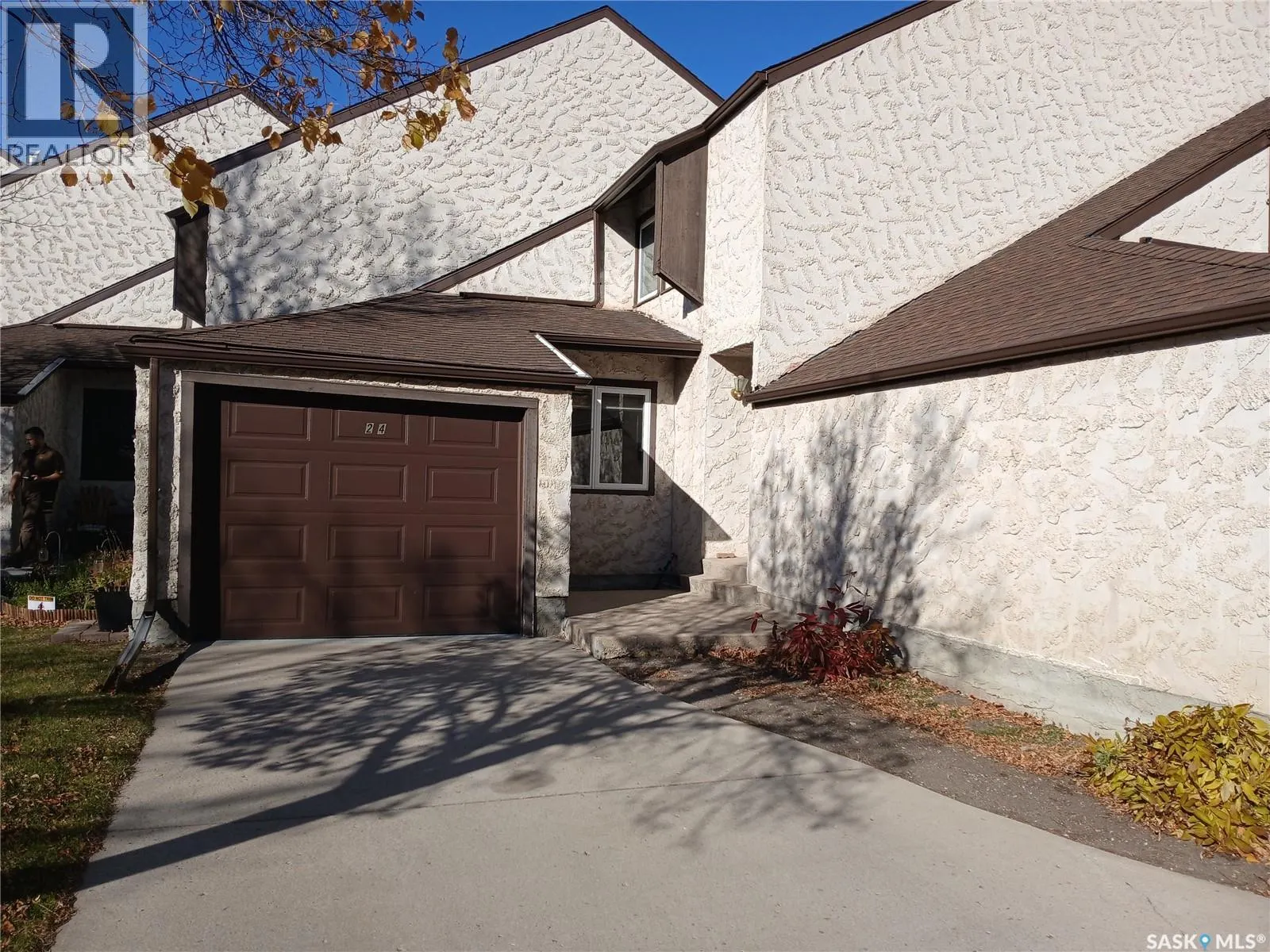 24 Cannington MEWS