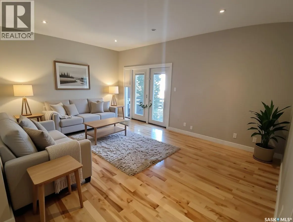 24 Cannington MEWS