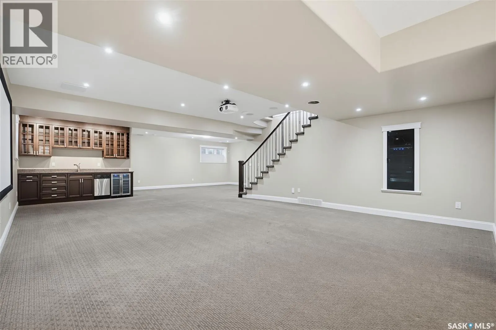 431 Paton PLACE