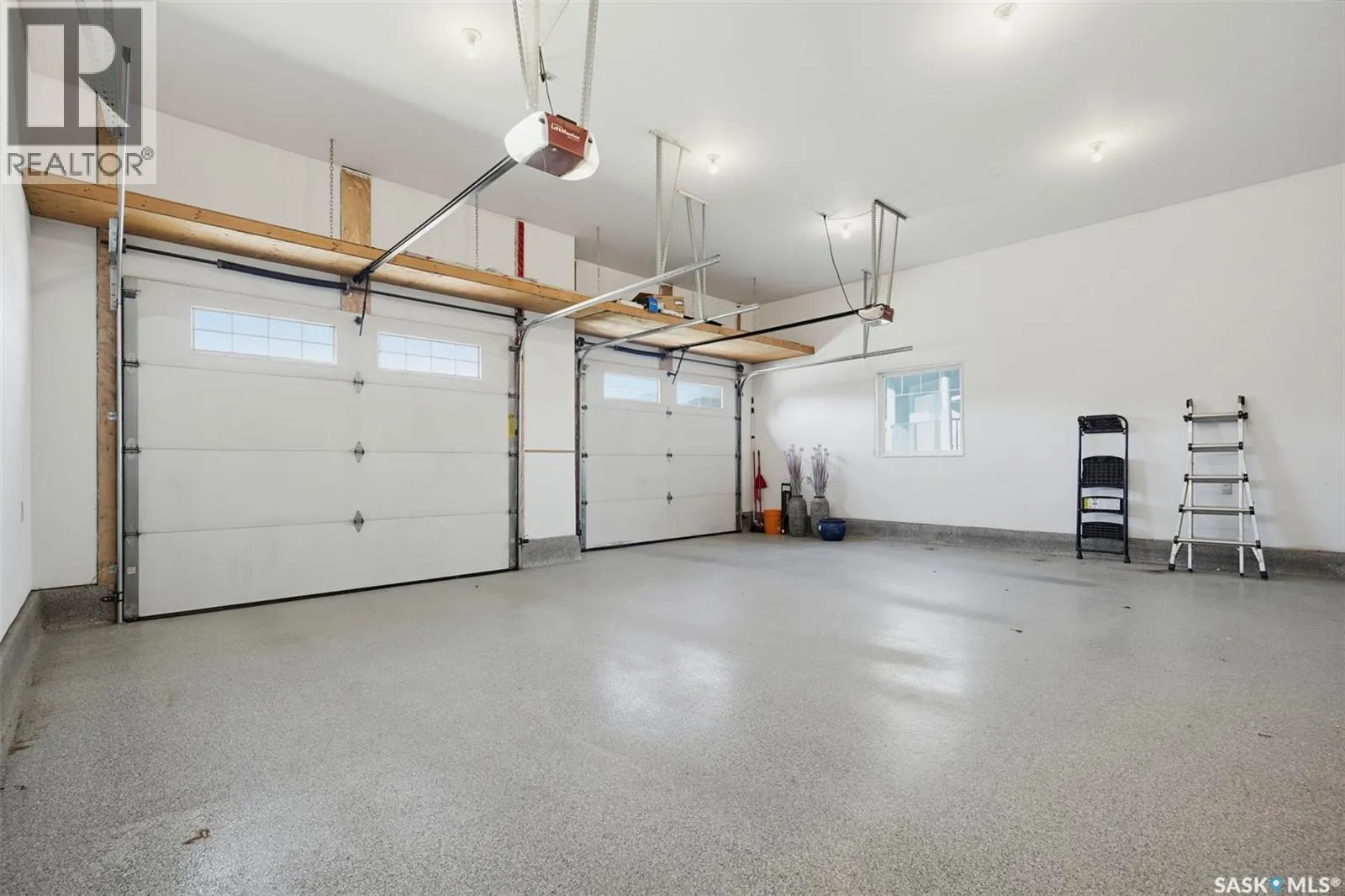 431 Paton PLACE